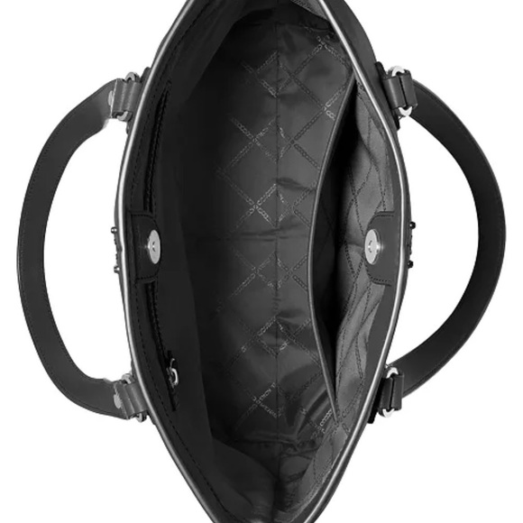 Sold Out - Picture 3 of 12